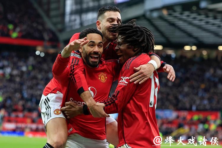 “换帅如换刀”再次被验证：卡里克执教曼联取开门红，赢的还是曼城